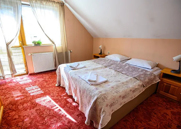 Family Chichin فندق