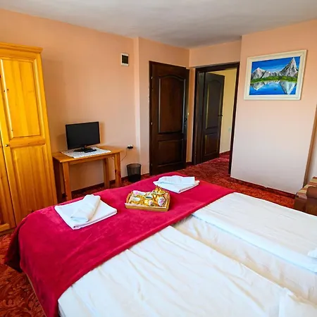 Hotel Family Chichin 3*