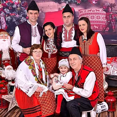 Family Chichin 3*