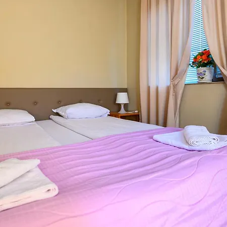 Hotel Family Chichin 3*